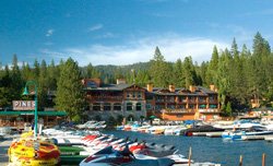 Pines Resort (Bass Lake, Californie, États-Unis)